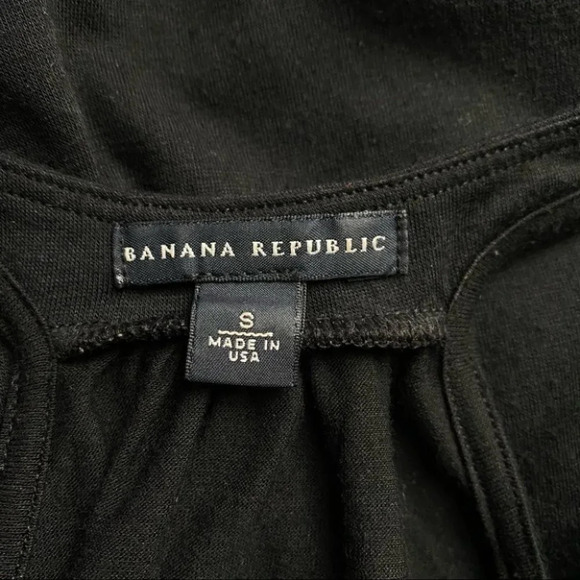 Banana Republic Black V Neck Ruffle Tank - Picture 5 of 7